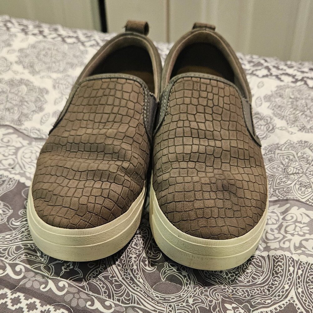 Sperry Women's Crest Slip-on Sneaker 7.5